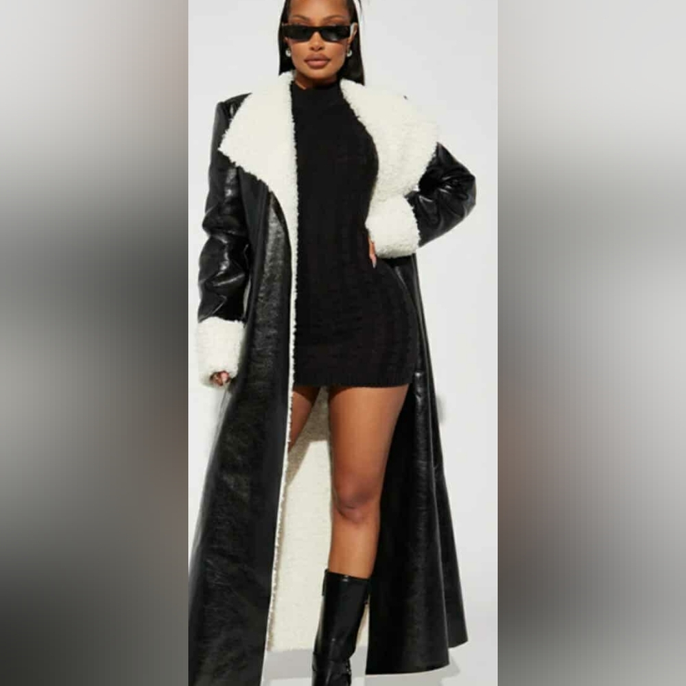 Elegant Black and White Shearling Trench